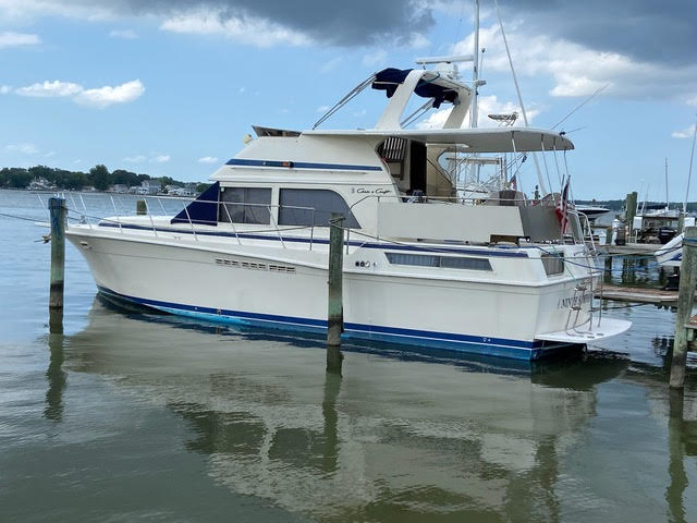 Photo of 1987 Chris Craft Catalina 425