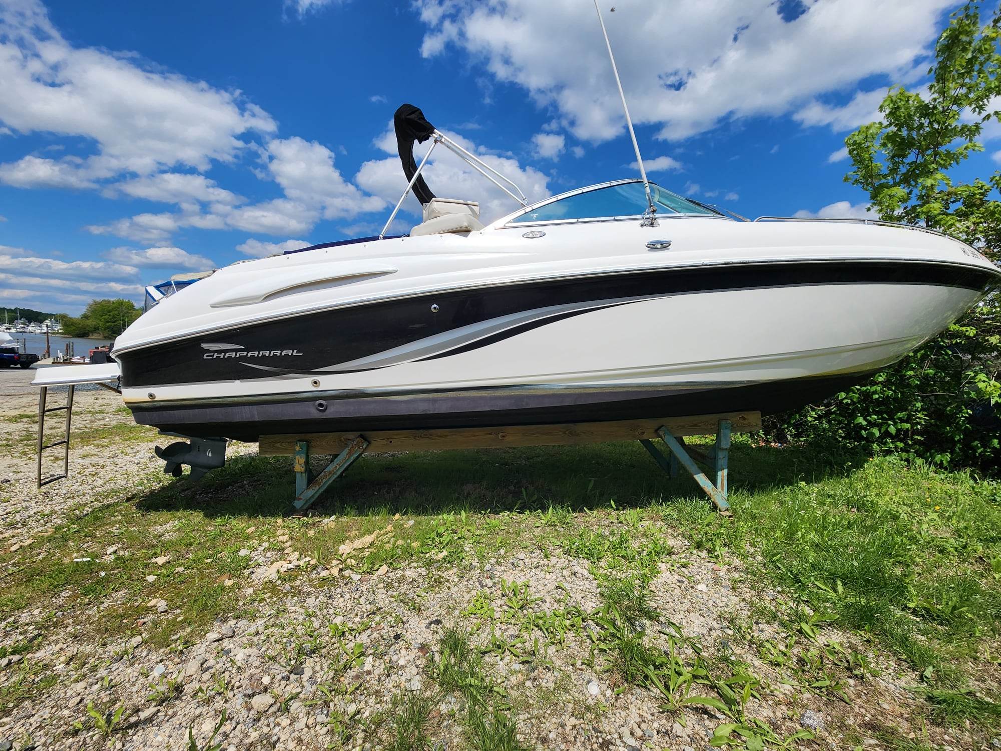 Photo of 2004 Chaparral 260 SSI